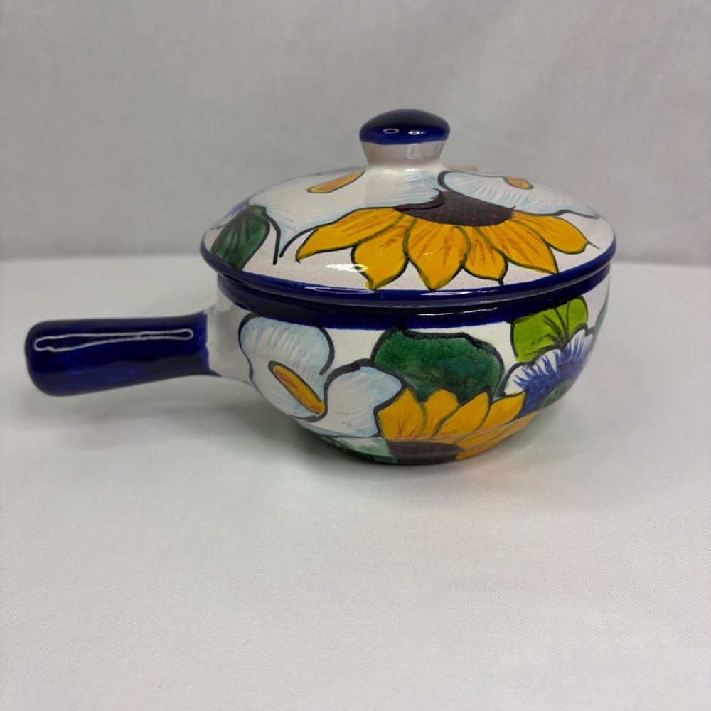 Mexican Talavera Pottery Floral Salsa Guac Bean Handle Lid Hand Painted Signed - Picture 3 of 12